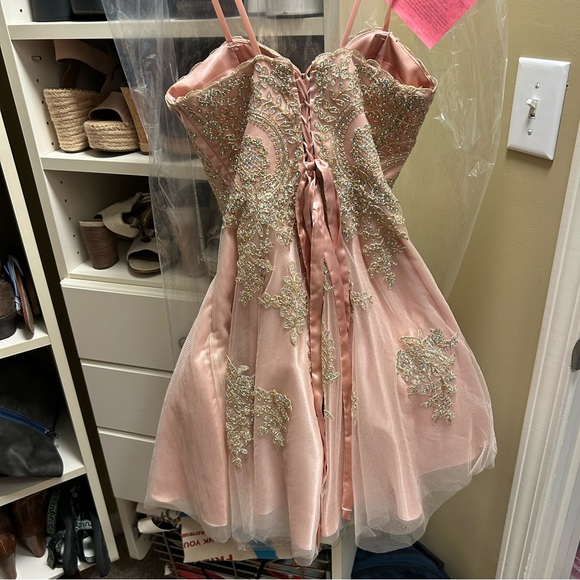 Camille La Vie Beaded Mini Dress - Picture 6 of 10